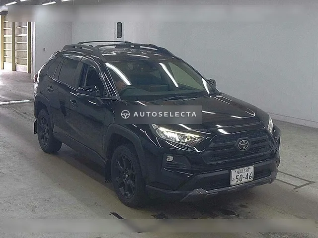 Toyota RAV4 2022, auction grade 4.5