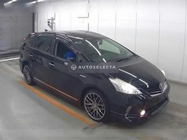 Toyota Prius Alpha 2013, auction grade 4