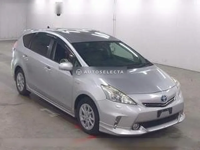 Toyota Prius Alpha 2011, auction grade 4