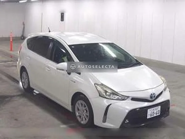 Toyota Prius Alpha 2016, auction grade 4.5