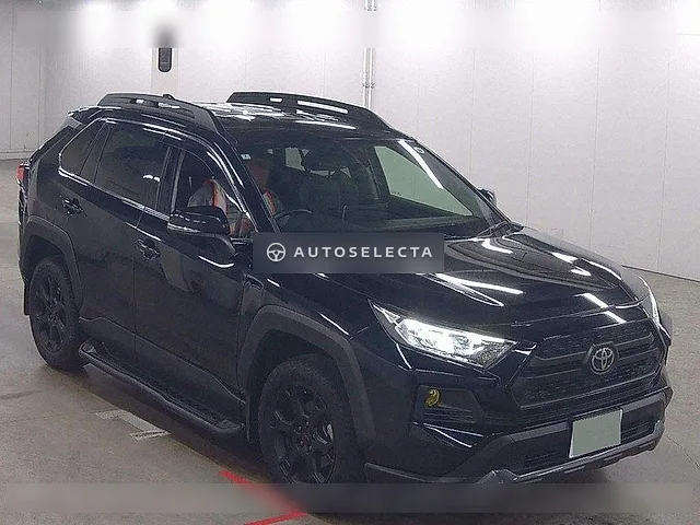 Toyota RAV4 2022, auction grade 4.5