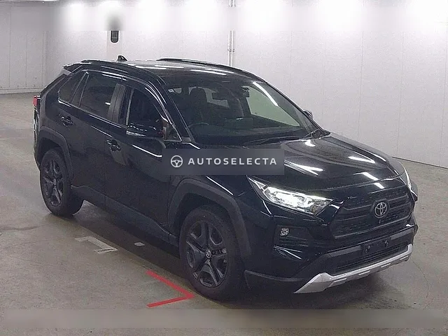 Toyota RAV4 2022, auction grade 4.5