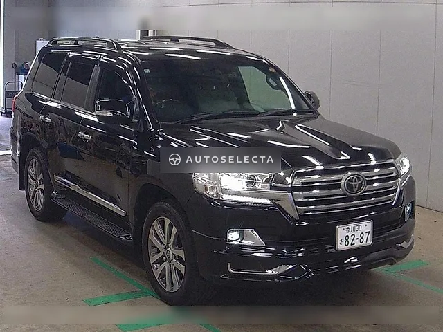 Toyota Land Cruiser 2019, auction grade 4.5