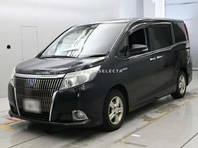 Toyota Esquire 2014, auction grade RA