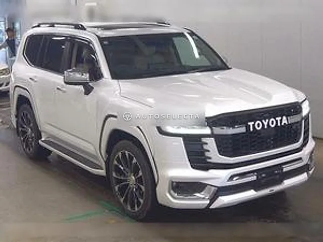 Toyota Land Cruiser 2023, auction grade 5