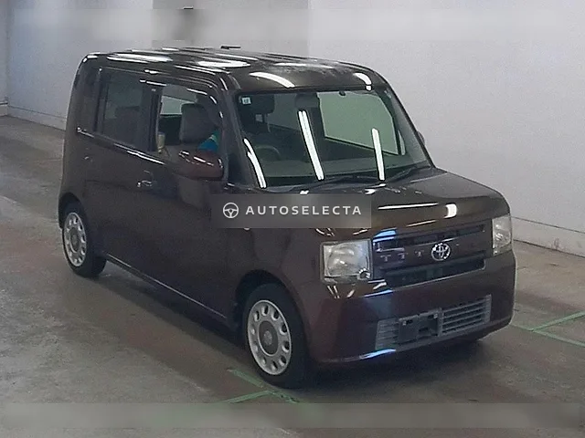 Toyota Pixis Space 2013