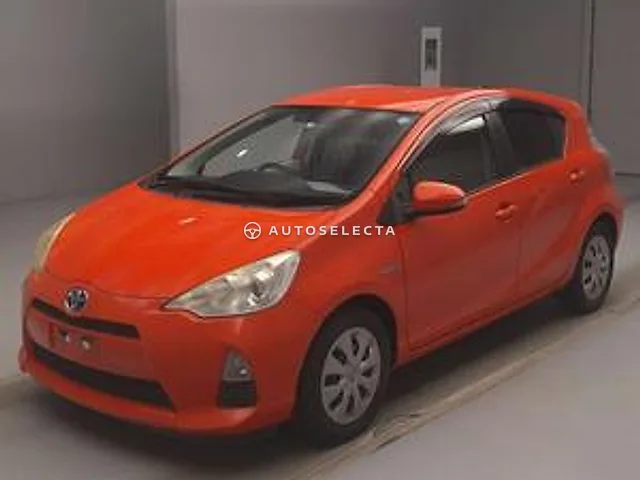 Toyota Aqua 2013, auction grade RA