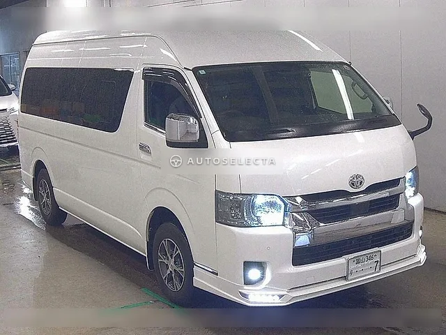 Toyota Hiace Wagon 2024, auction grade 4.5