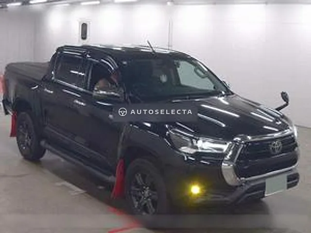 Toyota Hilux 2023, auction grade 4.5