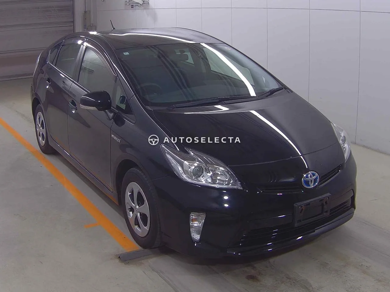 Toyota Prius 2014, photo 1 of 5