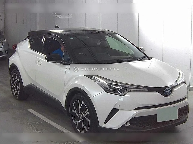 Toyota C-HR 2019, auction grade 4