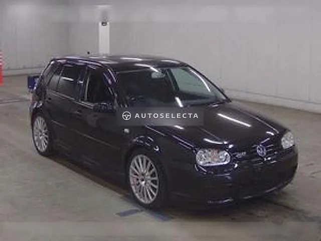 Volkswagen Golf 2003, auction grade 4.5