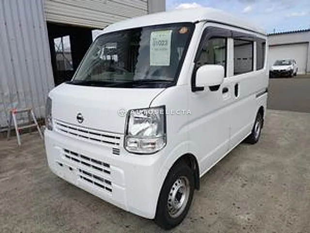 Nissan NV100 Clipper 2021, auction grade 3.5