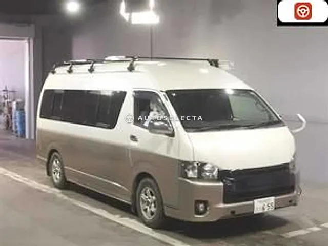 Toyota Hiace Van 2007, auction grade 3.5