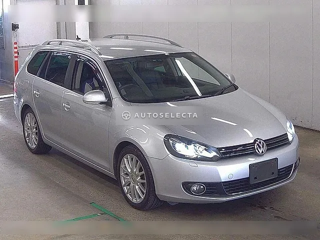 Volkswagen Golf Variant 2011, auction grade 4