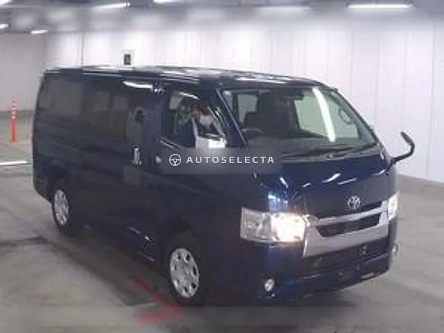 Toyota Hiace Van 2020, auction grade 3.5