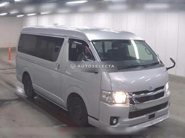 Toyota Hiace Van 2021, auction grade 3