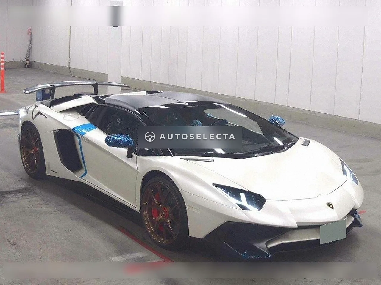 Lamborghini Aventador 2021, photo 1 of 1