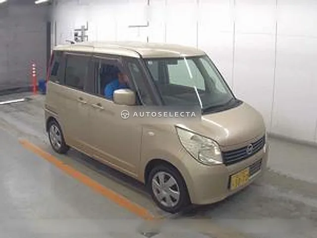 Nissan Roox 2011, auction grade 4