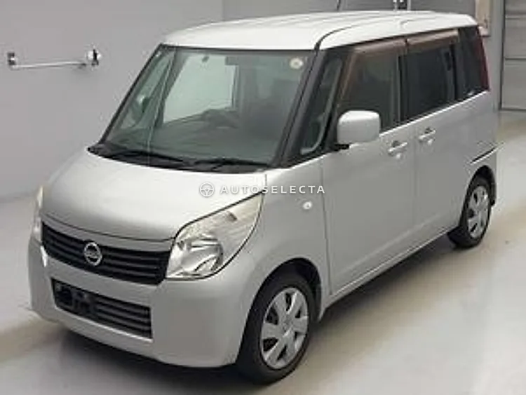 Nissan Roox 2012, photo 1 of 2