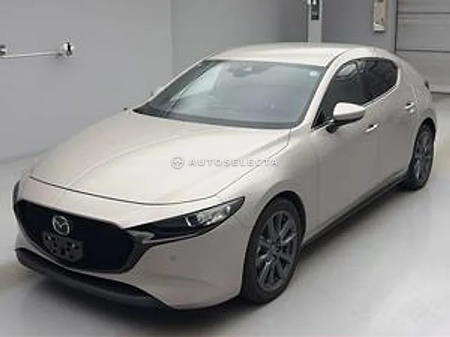 Mazda MAZDA3 Fastback 2022, auction grade 3.5