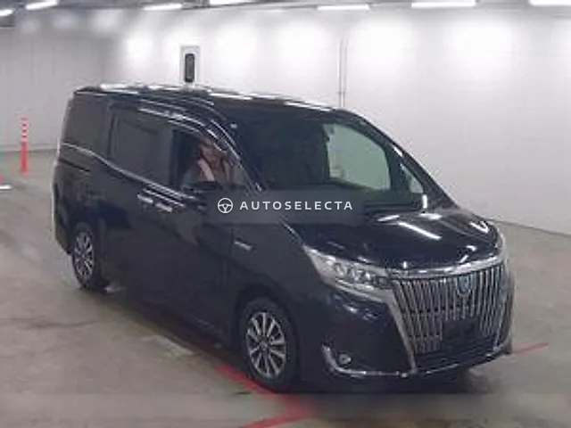 Toyota Esquire 2017, auction grade 4.5