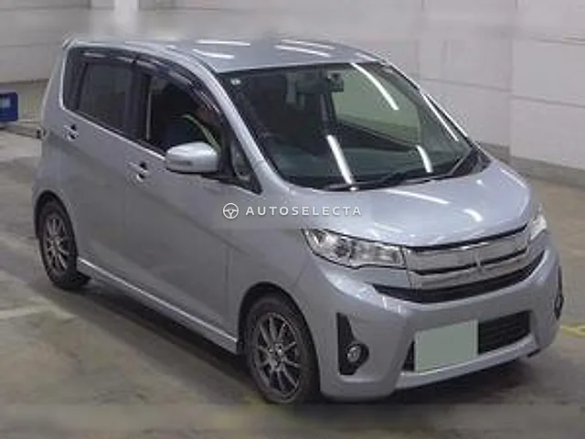 Mitsubishi eK Custom 2013, auction grade 3