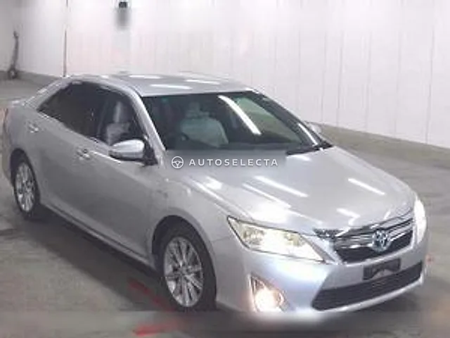 Toyota Camry 2012, auction grade 3