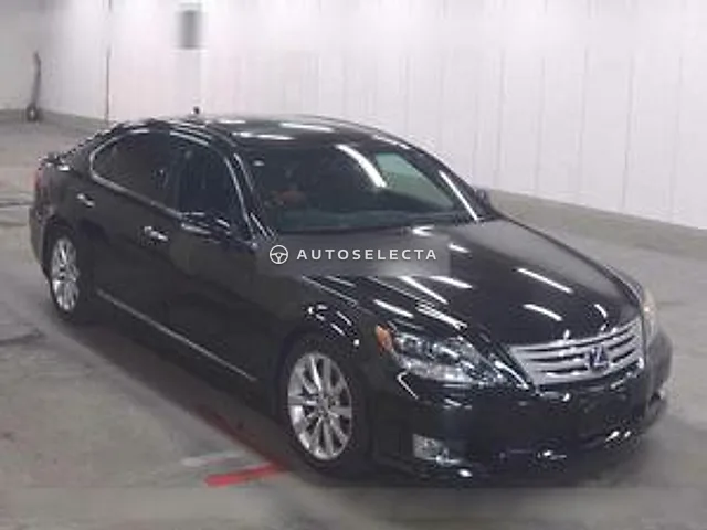 Lexus LS 2011, auction grade 4