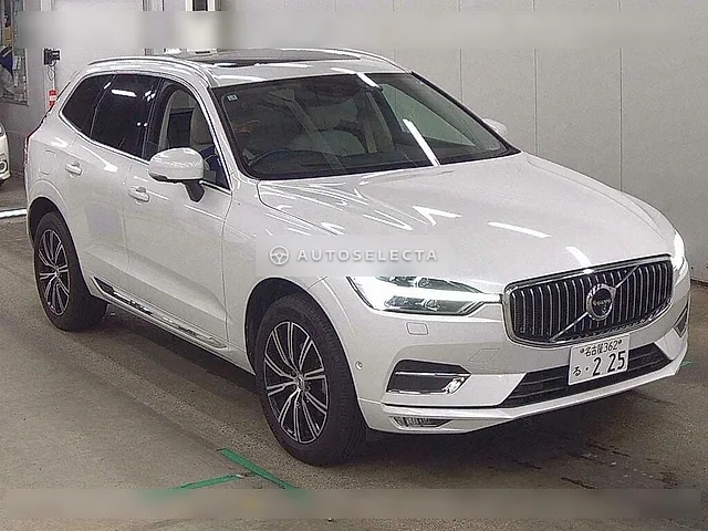 Volvo XC60 2021, auction grade 4.5