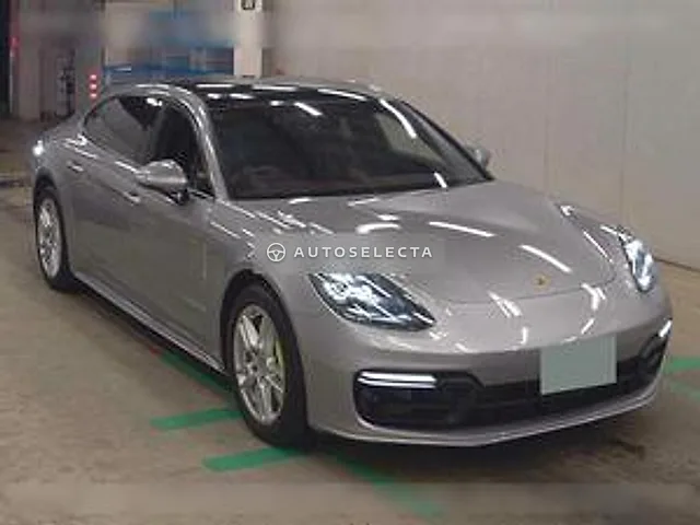Porsche Panamera 2018, auction grade 4.5