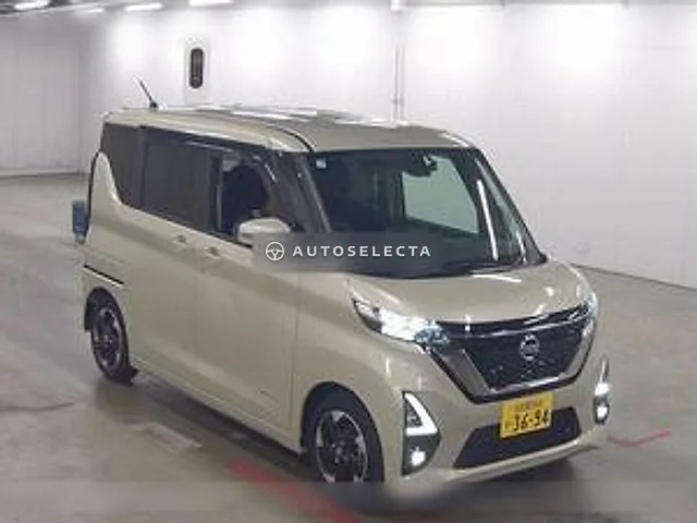 Nissan Roox 2021, auction grade 4.5