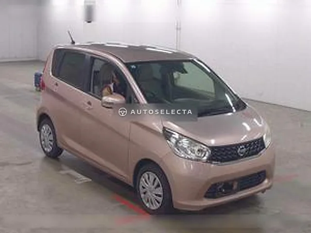 Nissan Dayz 2015, auction grade 3.5