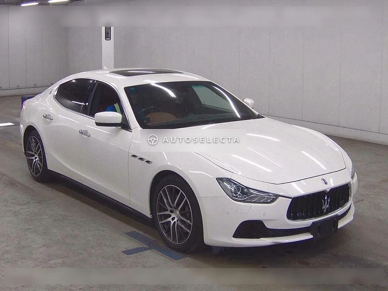 Maserati Ghibli 2014, photo 1 of 1