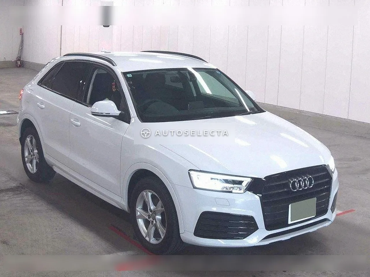 Audi Q3 2017, photo 1 of 1