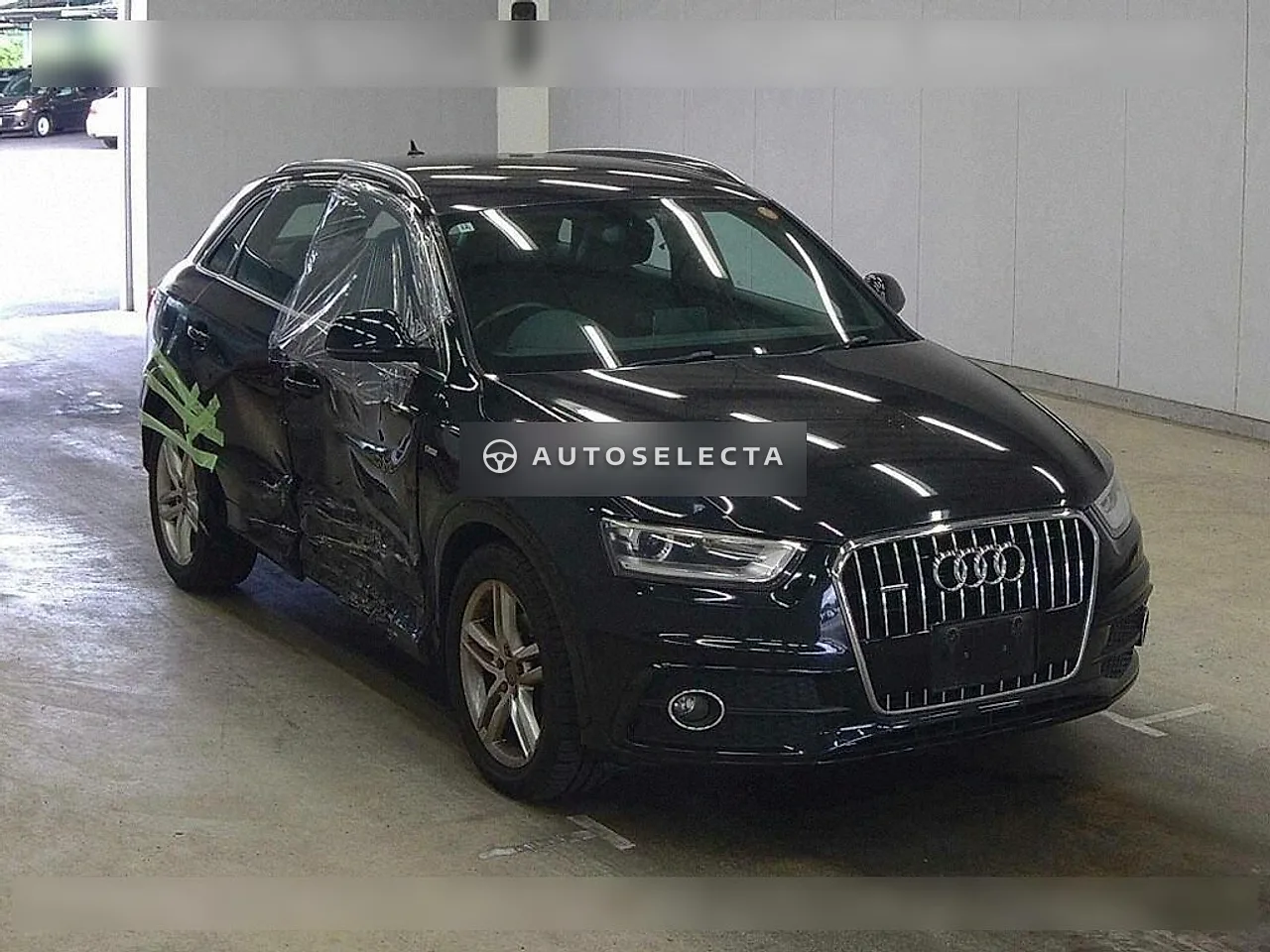 Audi Q3 2012, photo 1 of 1