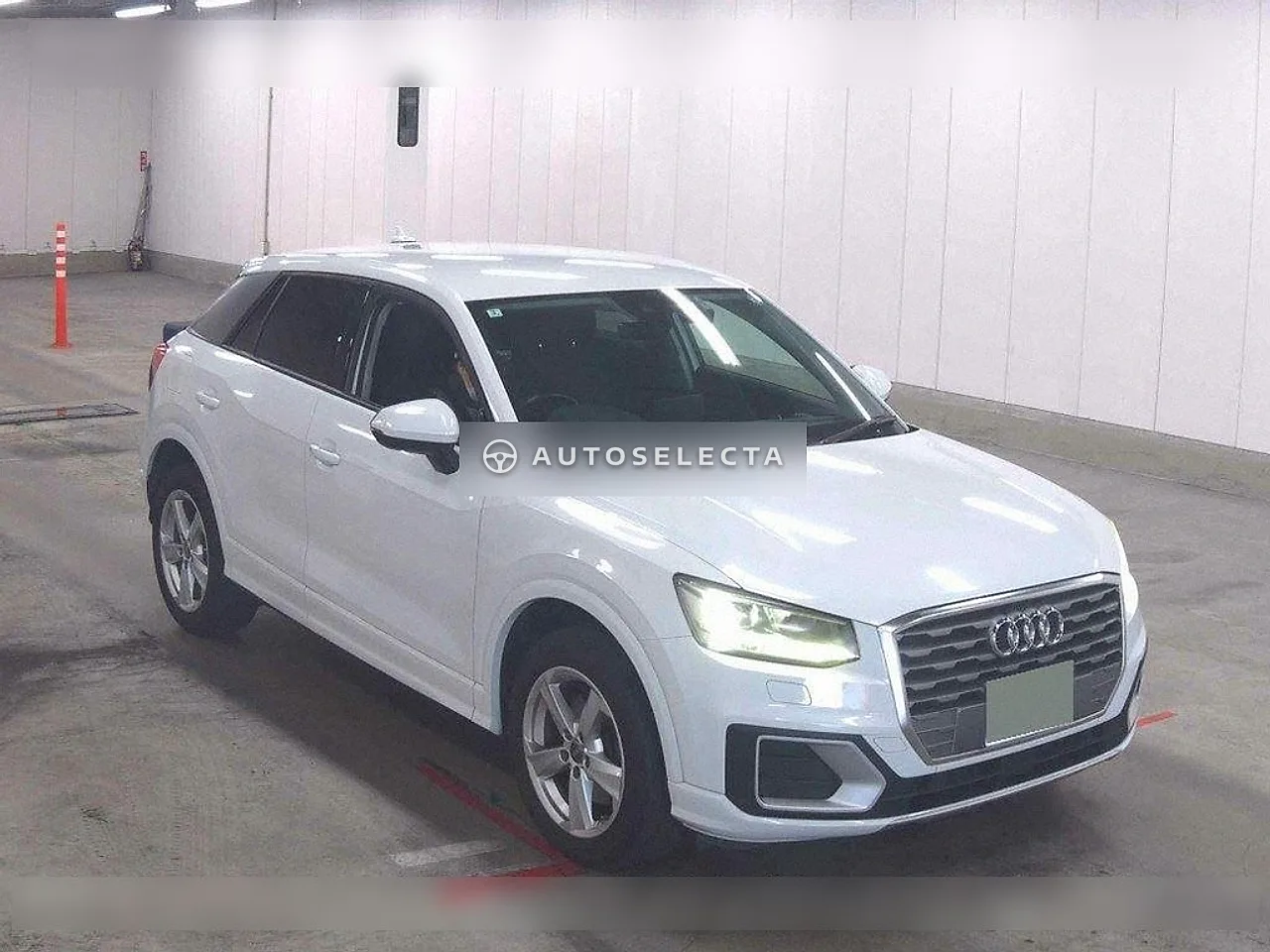 Audi Q2 2018, photo 1 of 6