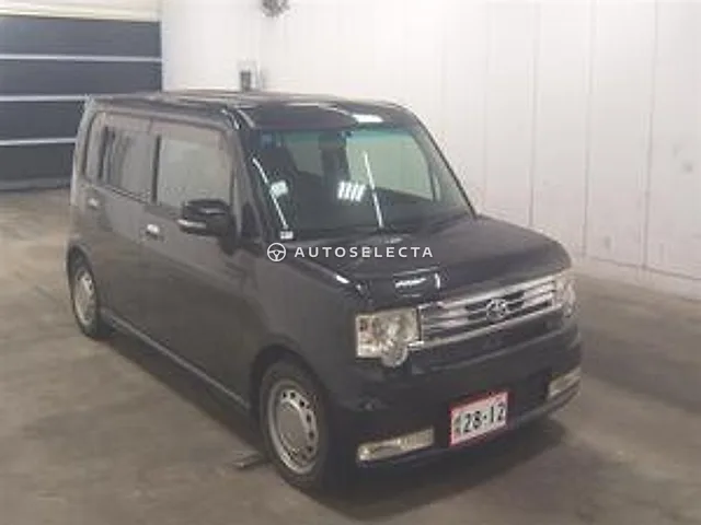 Toyota Pixis Space 2011