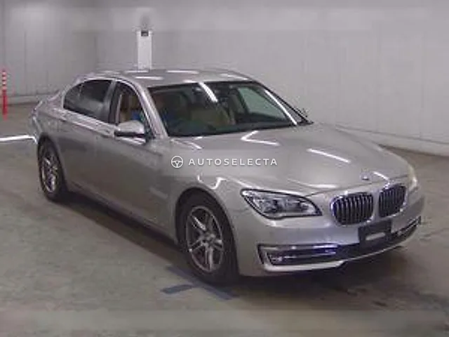 BMW 7 Series 2014, auction grade 4