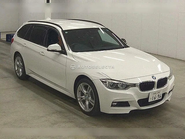 BMW 3 Series 2017, auction grade 4