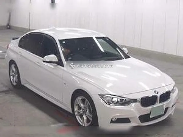BMW 3 Series 2015, auction grade 4.5