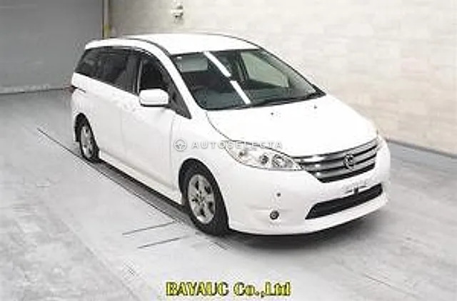 Nissan Lafesta 2016, auction grade 4