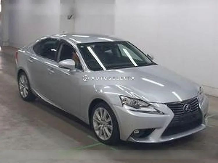 Lexus IS 2016, photo 1 of 1