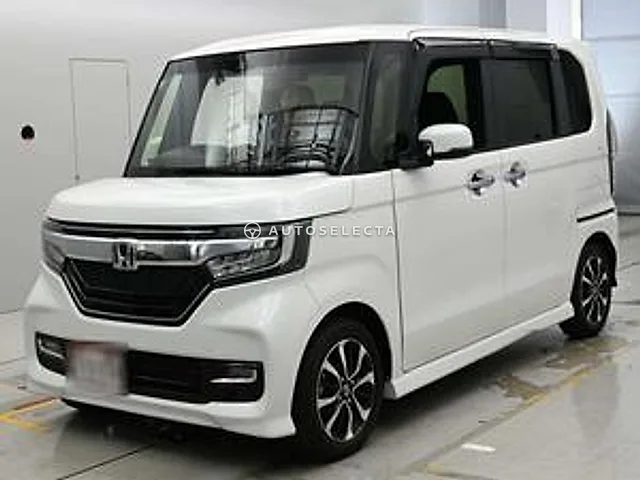 Honda N-BOX Custom 2019, auction grade RA