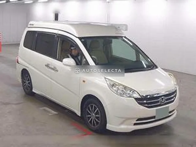 Honda Stepwgn 2008, auction grade 4