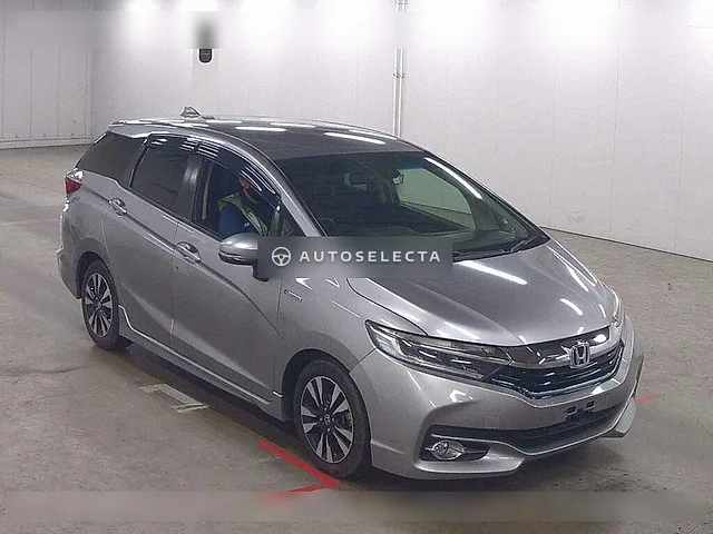 Honda Shuttle 2018, auction grade R