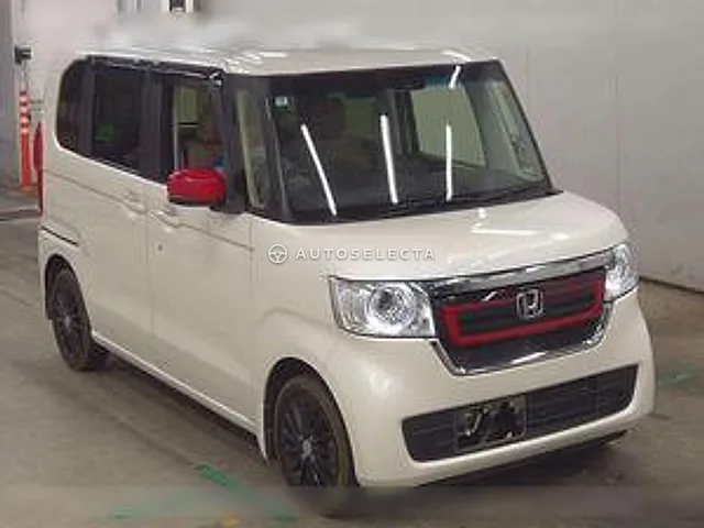 Honda N-BOX 2017, auction grade 3.5