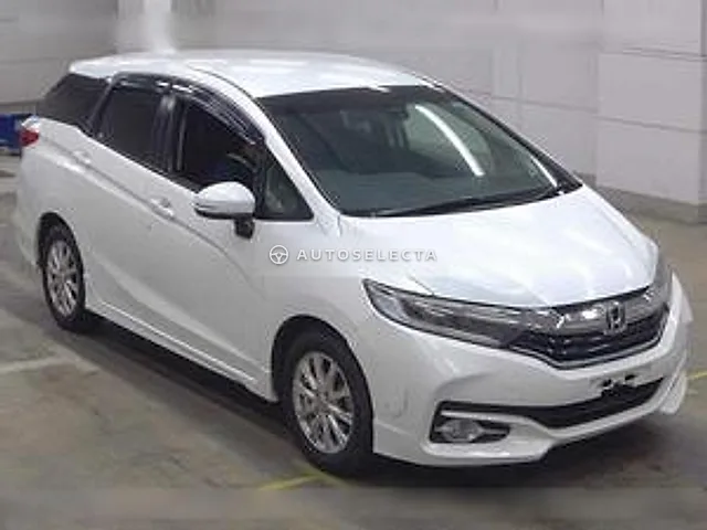 Honda Shuttle 2016, auction grade 3.5