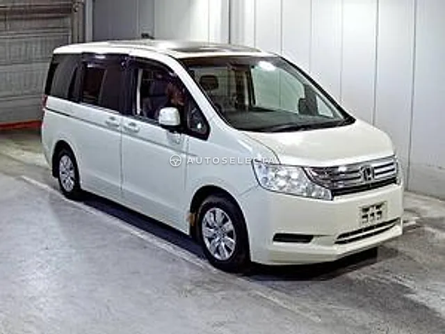 Honda Stepwgn 2009, auction grade 3.5