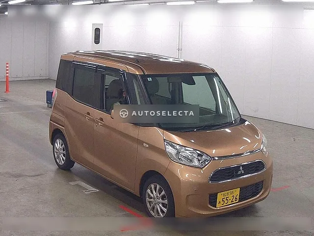 Mitsubishi eK Space 2020, auction grade 4